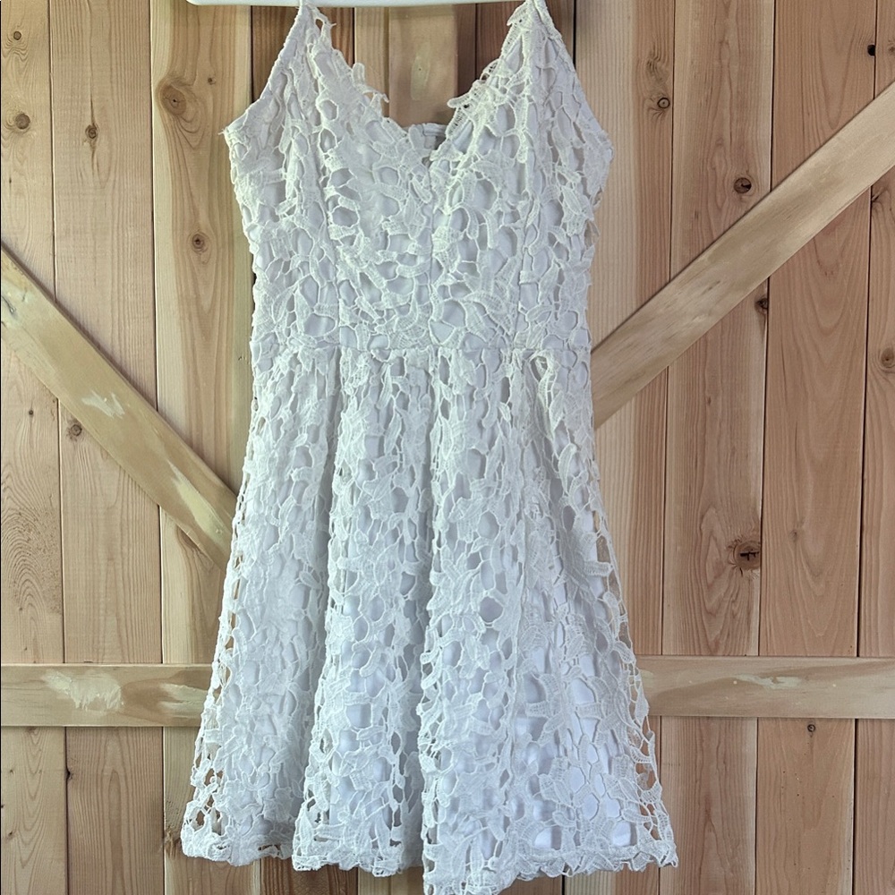 White lace thin strap dress